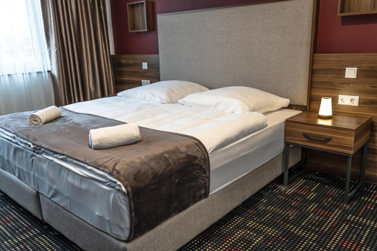 Sunset Hotel 凯尔斯特巴赫 外观 照片